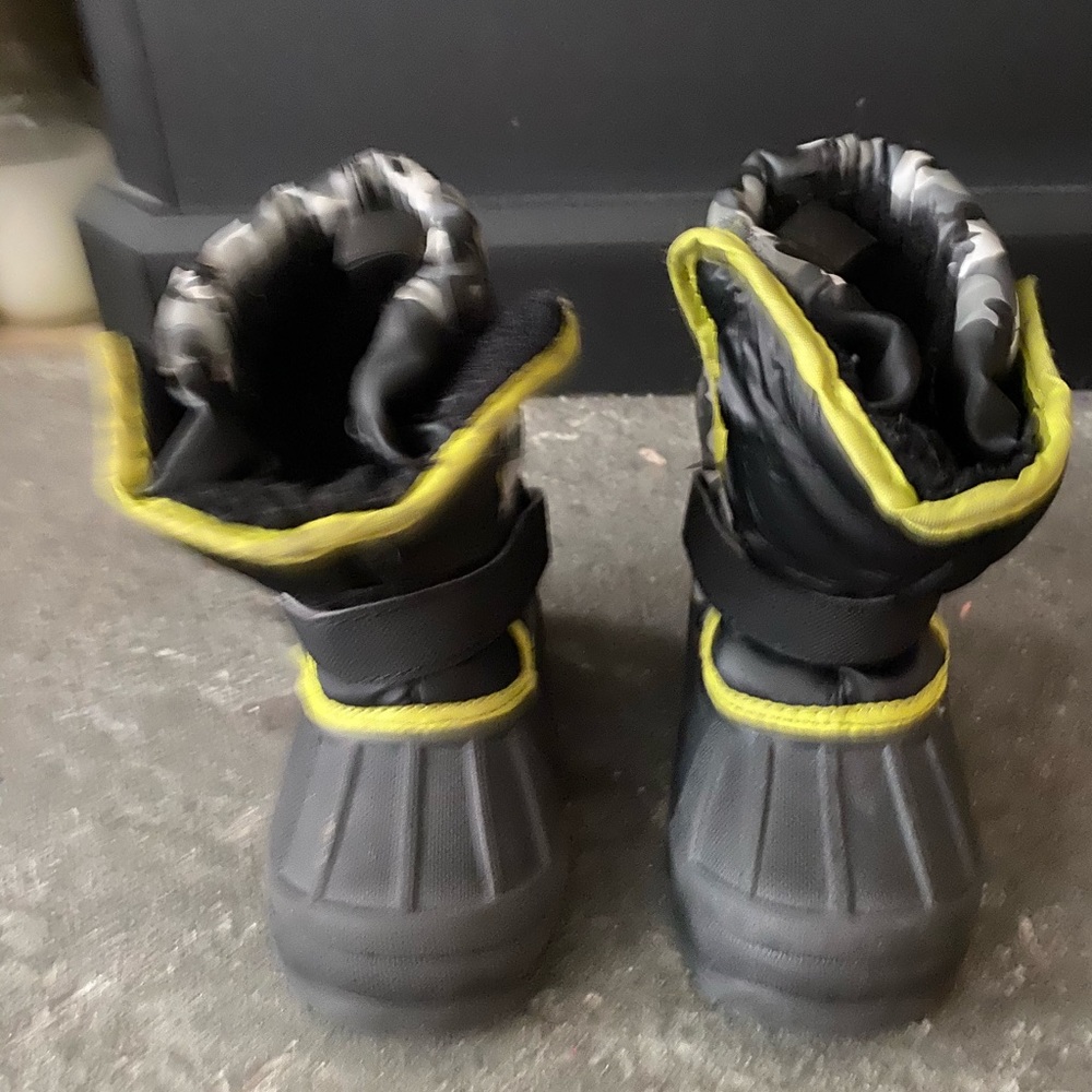 Toddler boys snow boots